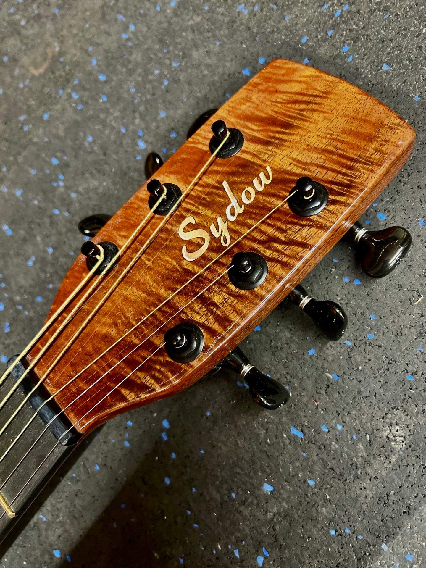 Koa Acoustic Guitar Ultra-thin